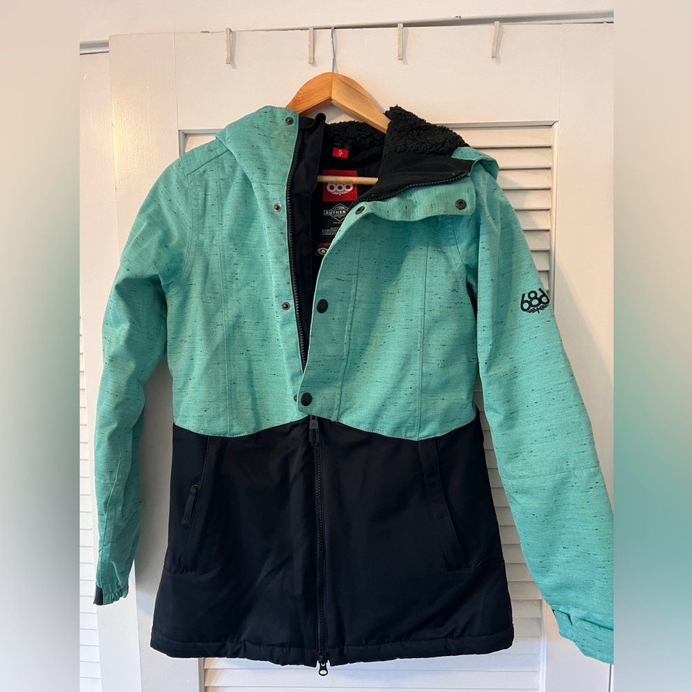 686 Women's Snowboard Jacket
